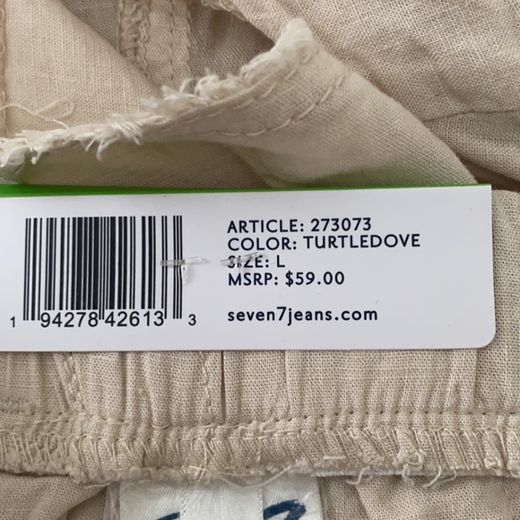 Seven7 beige “Laguna” soft shorts Size Large NWT - Picture 9 of 10